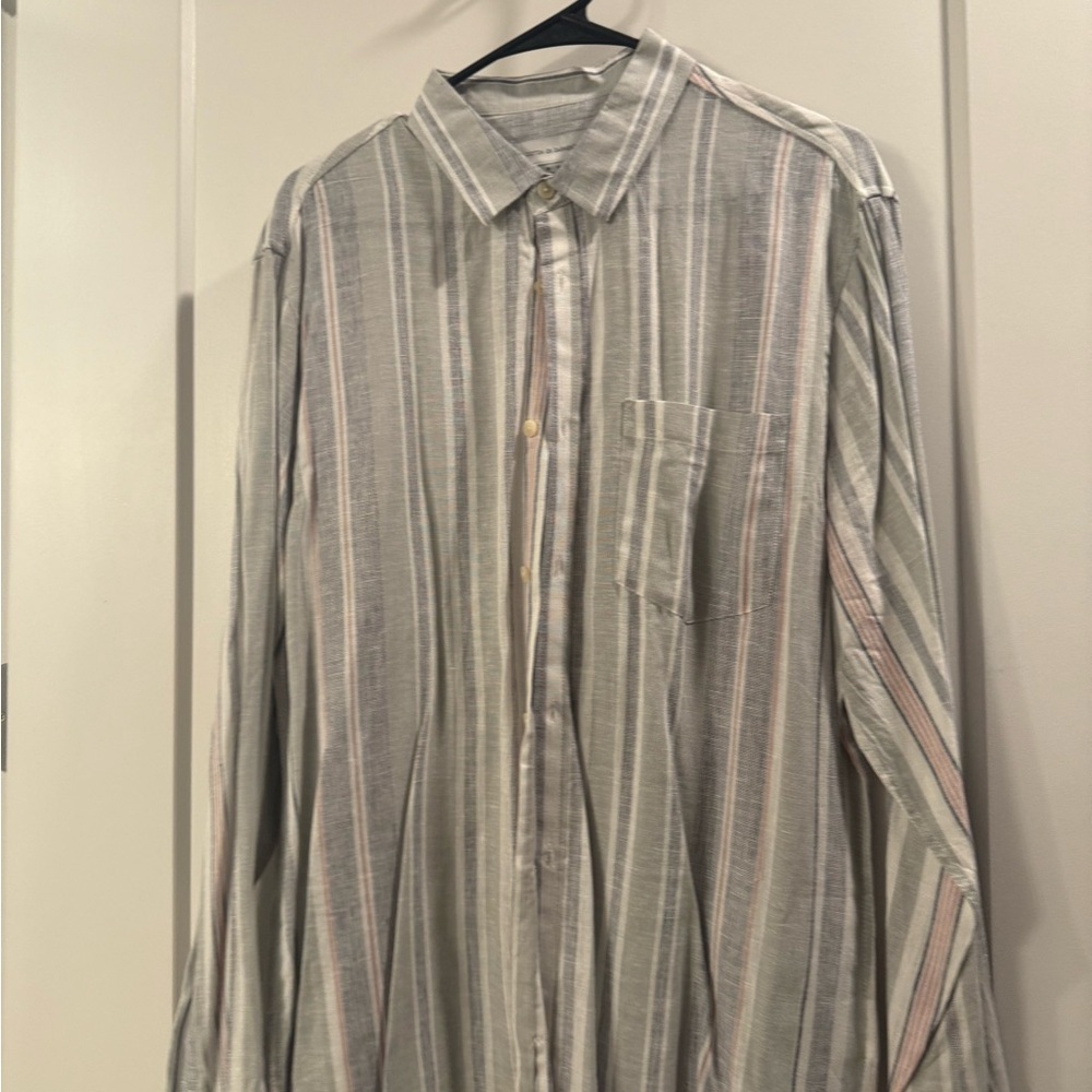 Cotton On Gray and Pink Casual Button Down Shirt